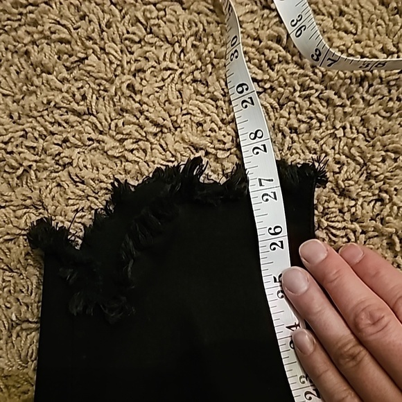 KANCAN SHARK BITE RAW HEM BUTTON FRONT JEANS IN BLACK, SZ 11/29 - Picture 10 of 11